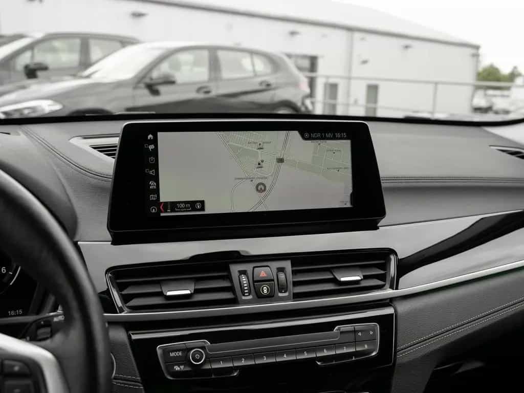 BMW X1 xDrive18d Sport Line 03/2022-photo-12