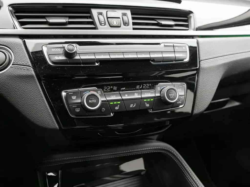 BMW X1 xDrive18d Sport Line 03/2022-photo-14