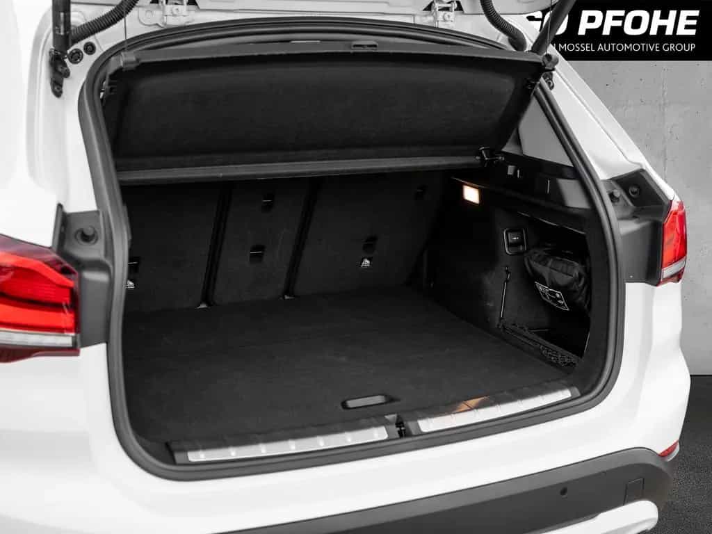 BMW X1 xDrive18d Sport Line 03/2022-photo-9