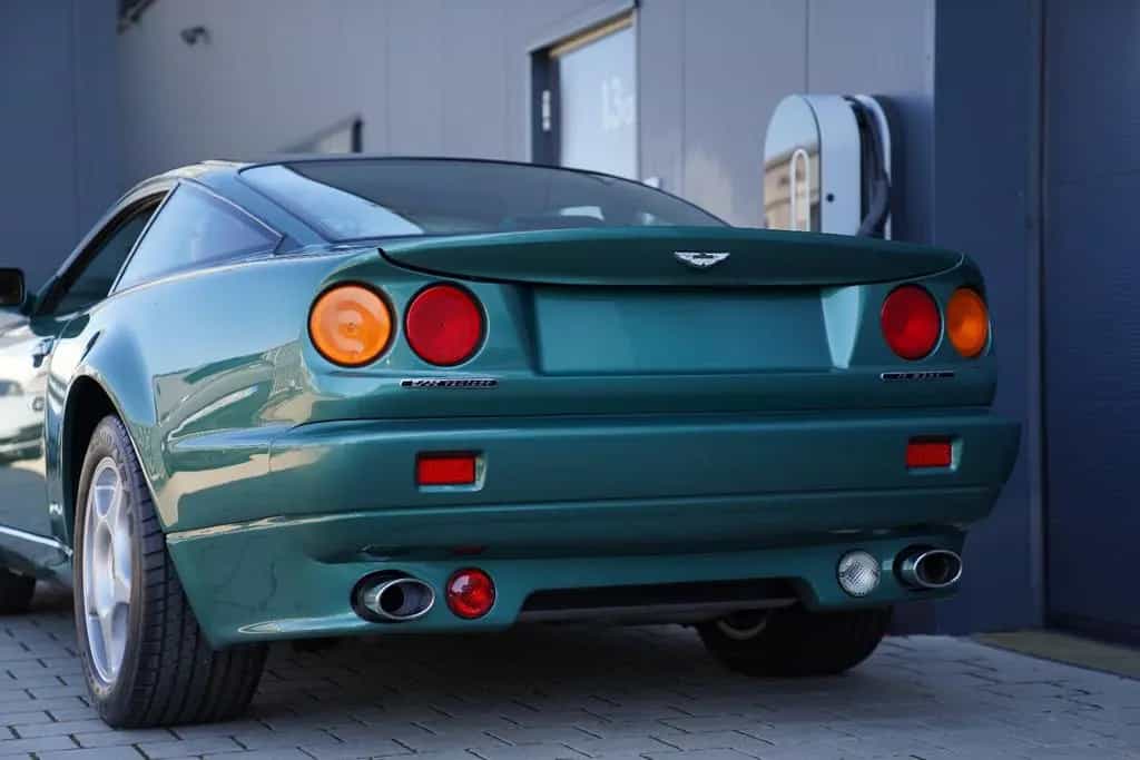 Aston Martin V12 Vantage Le Mans Coupé  Limitiert auf 40 Fzg. 07/1999-photo-9