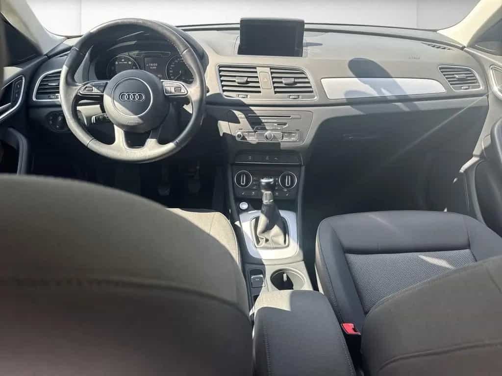 Audi Q3 1.4 TFSI S-line AHK+Navi+Keyless+GRA+Xenon+PD 03/2017-photo-10
