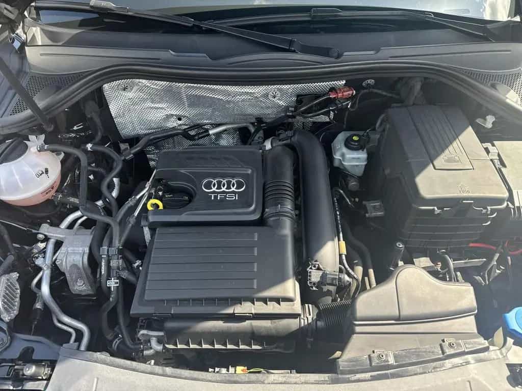 Audi Q3 1.4 TFSI S-line AHK+Navi+Keyless+GRA+Xenon+PD 03/2017-photo-19