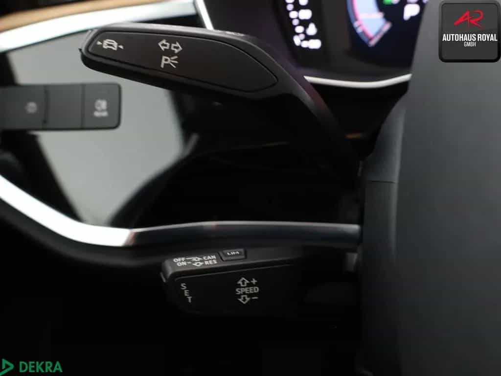 Audi Q3 45 TFSI qu S LINE KEYLESS,CARPLAY,AMBIENTE 11/2020-photo-17