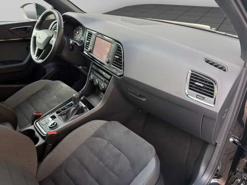 Seat Ateca Xcellence PANO 360° ACC NAVI SOUND LED 05/2017-photo-20