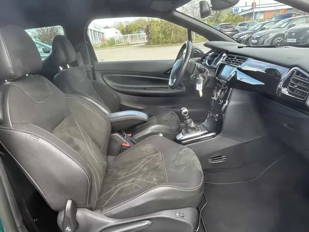 Citroën DS3 PT 130 Sport Chic *Navi*Cam*Hifi*SHZ* 03/2018-photo-12