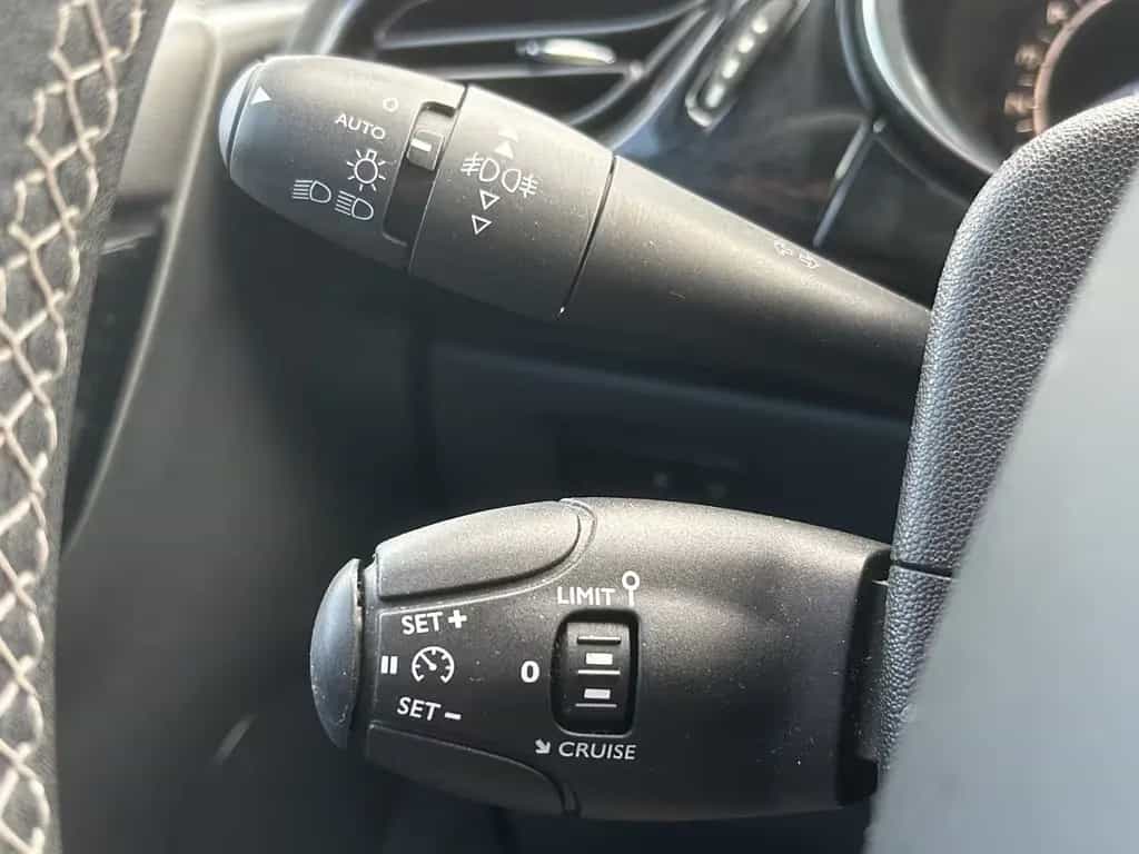 Citroën DS3 PT 130 Sport Chic *Navi*Cam*Hifi*SHZ* 03/2018-photo-24