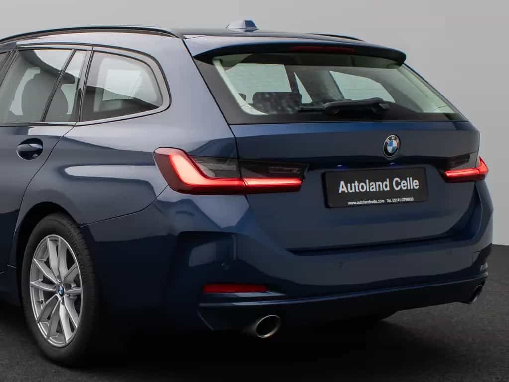 BMW 3 Series i DAB CockPit+ Widscreen Geschwindigkeitsreg 03/2023-photo-15