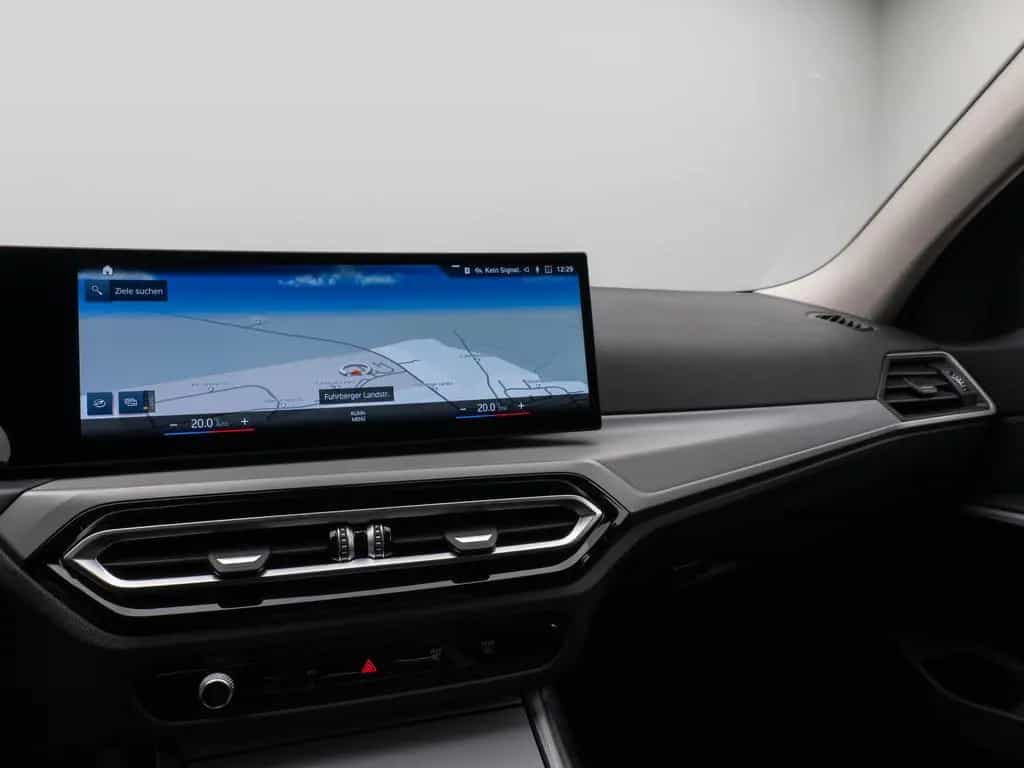 BMW 3 Series i DAB CockPit+ Widscreen Geschwindigkeitsreg 03/2023-photo-21