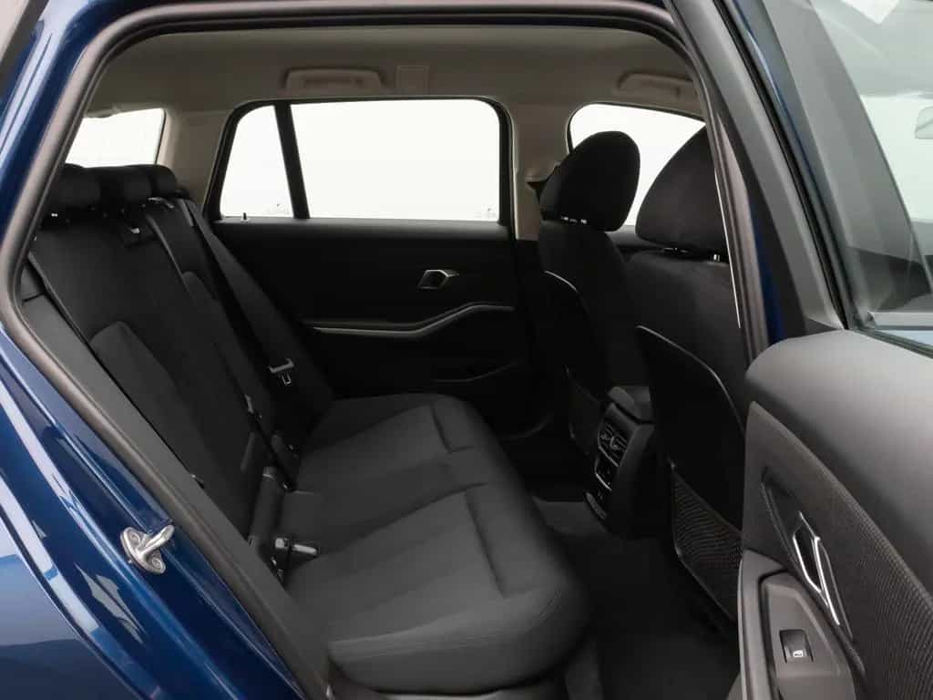 BMW 3 Series i DAB CockPit+ Widscreen Geschwindigkeitsreg 03/2023-photo-26