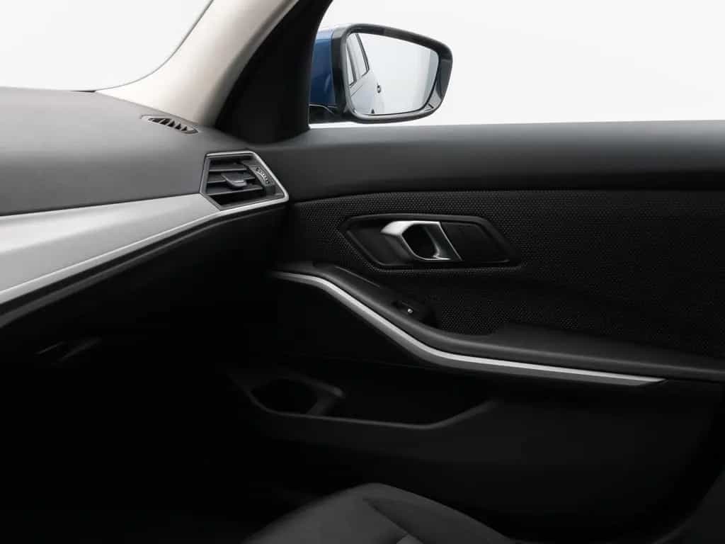 BMW 3 Series i DAB CockPit+ Widscreen Geschwindigkeitsreg 03/2023-photo-32