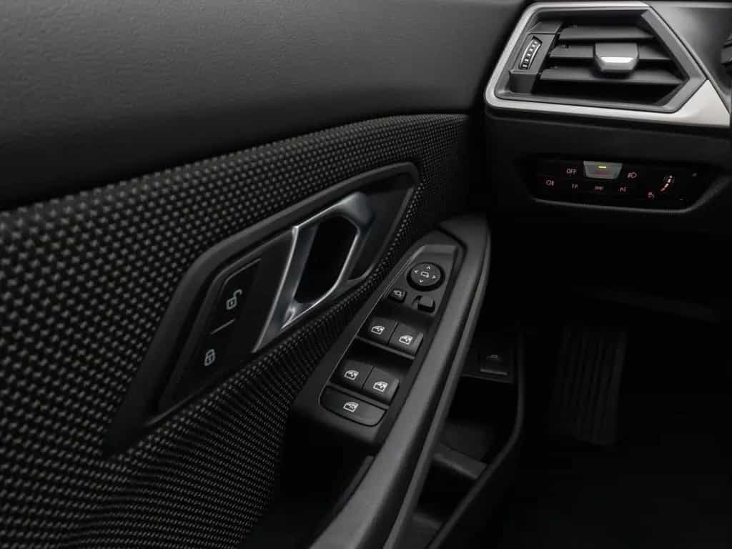 BMW 3 Series i DAB CockPit+ Widscreen Geschwindigkeitsreg 03/2023-photo-33