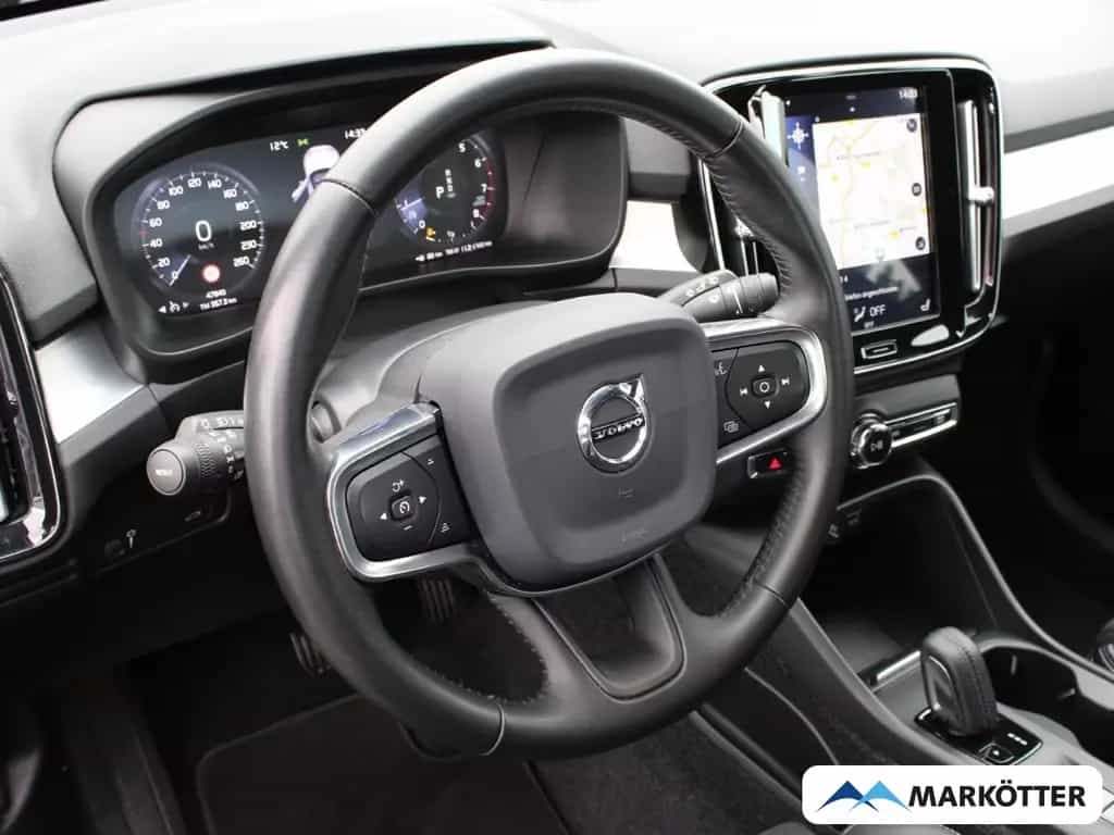 Volvo XC40 T4 Momentum Pro 2WD WHIPS/LED/SHZ/Tempomat 01/2020-photo-12