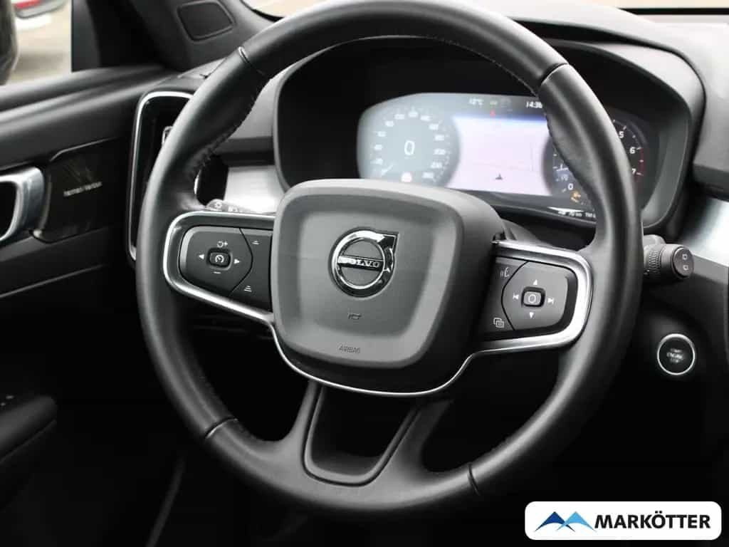 Volvo XC40 T4 Momentum Pro 2WD WHIPS/LED/SHZ/Tempomat 01/2020-photo-13
