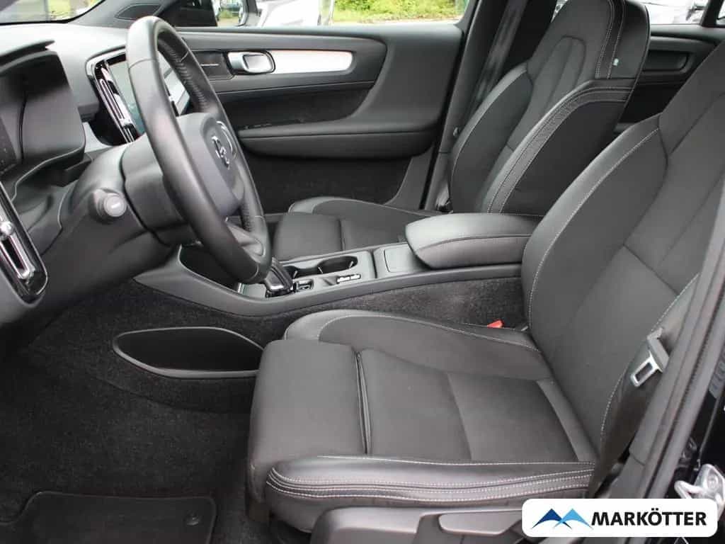 Volvo XC40 T4 Momentum Pro 2WD WHIPS/LED/SHZ/Tempomat 01/2020-photo-24