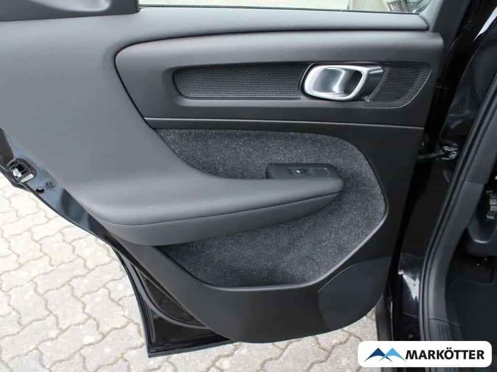 Volvo XC40 T4 Momentum Pro 2WD WHIPS/LED/SHZ/Tempomat 01/2020-photo-25