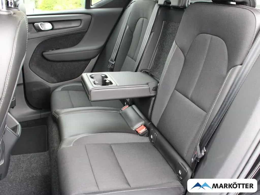 Volvo XC40 T4 Momentum Pro 2WD WHIPS/LED/SHZ/Tempomat 01/2020-photo-27