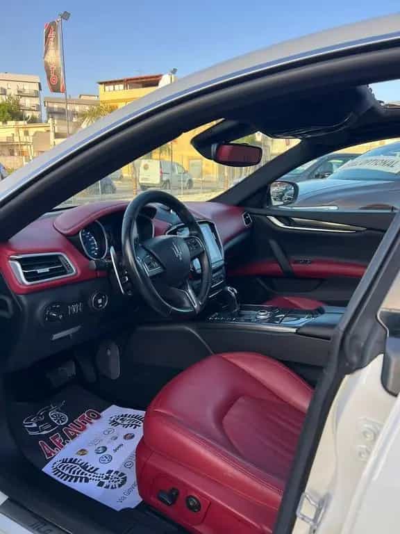 Maserati Ghibli V6 Diesel 275 CV 03/2017-photo-11