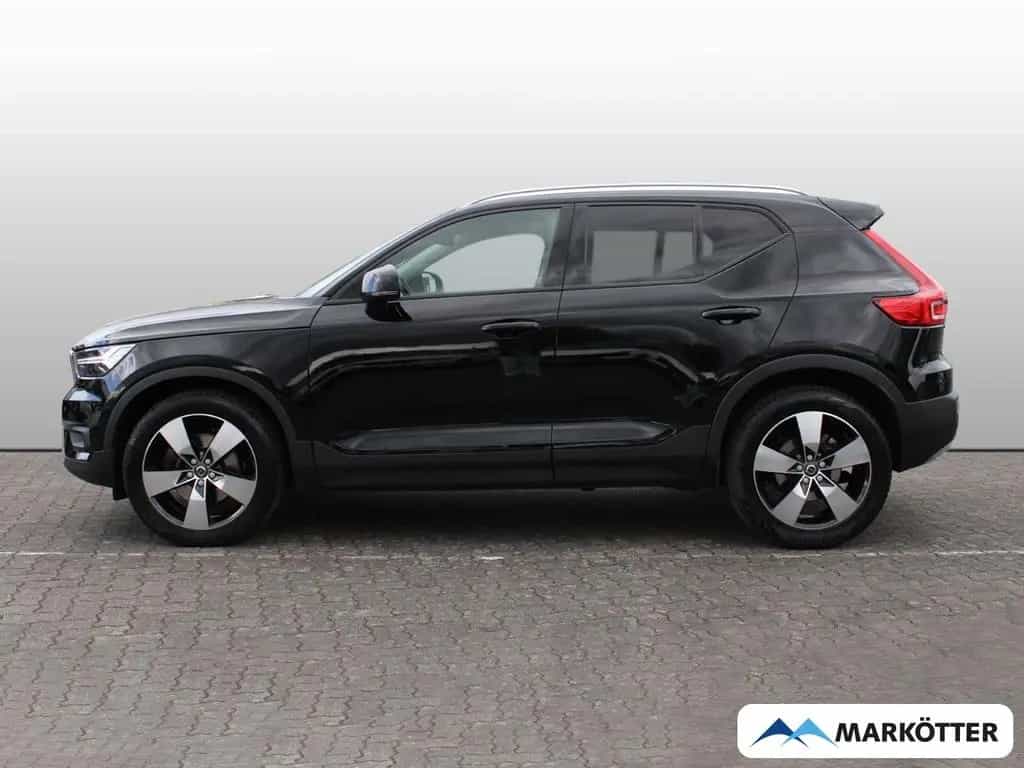 Volvo XC40 D4 Momentum AWD/LED/AHK/SHZ/Rückfahrkamera 11/2018-photo-1
