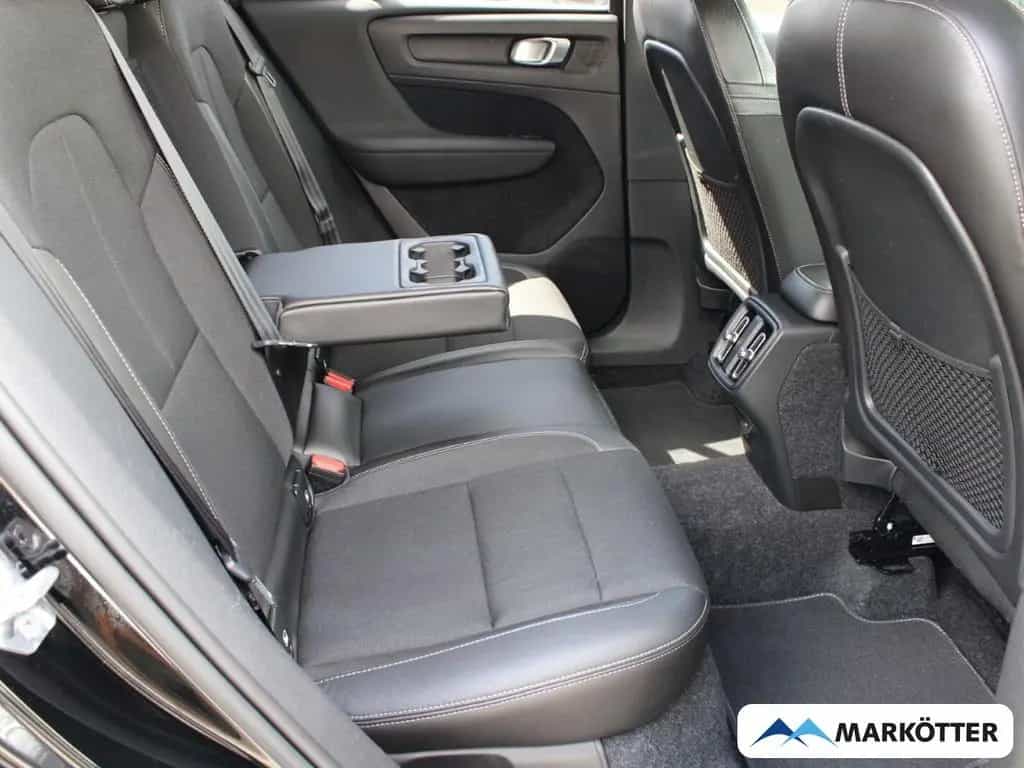 Volvo XC40 D4 Momentum AWD/LED/AHK/SHZ/Rückfahrkamera 11/2018-photo-22
