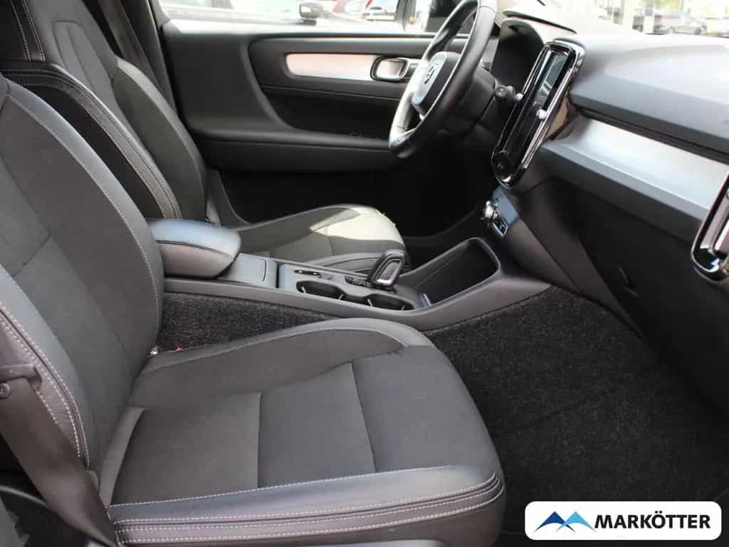 Volvo XC40 D4 Momentum AWD/LED/AHK/SHZ/Rückfahrkamera 11/2018-photo-25