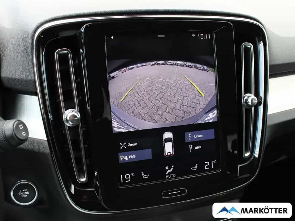 Volvo XC40 D4 Momentum AWD/LED/AHK/SHZ/Rückfahrkamera 11/2018-photo-6