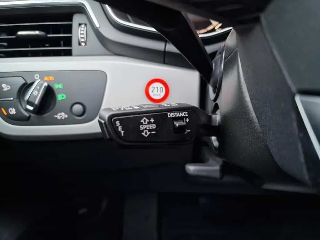 Audi A4 Avant 40 TDI quattro S-line AHK+NAVI+KAMERA+ 02/2022-photo-36