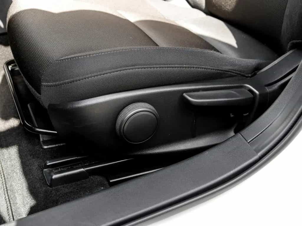 Mazda 3 FASTBACK SKYACTIV-X 2.0+ACC+LED+HuD 12/2019-photo-14