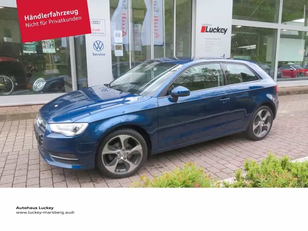 Audi A3 1.4TFSI ultra SPORT XENON NAVI ALCANTARA AHK 12/2015-photo-0