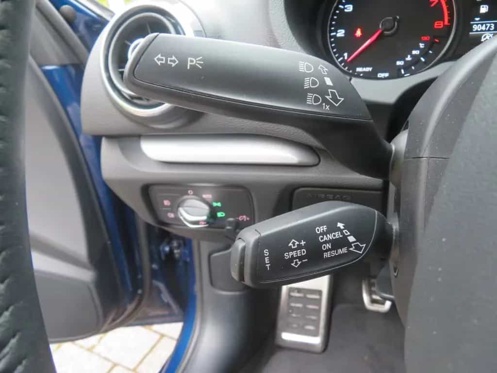 Audi A3 1.4TFSI ultra SPORT XENON NAVI ALCANTARA AHK 12/2015-photo-13