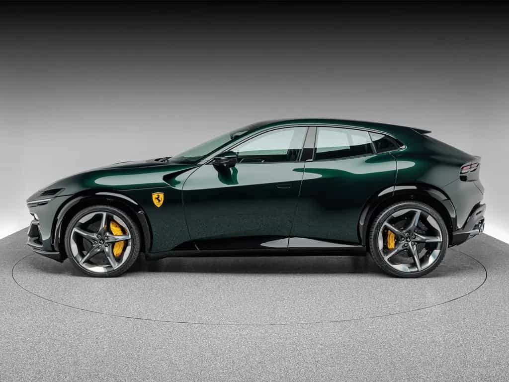 Ferrari Purosangue 08/2025-photo-1