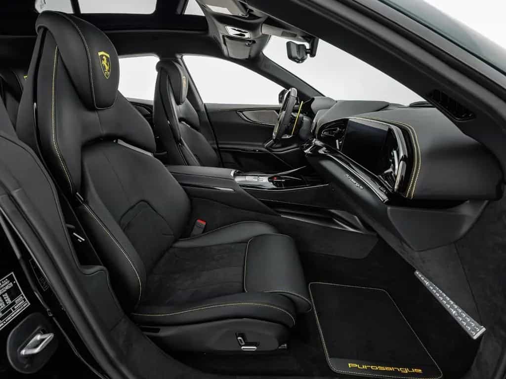 Ferrari Purosangue 08/2025-photo-15