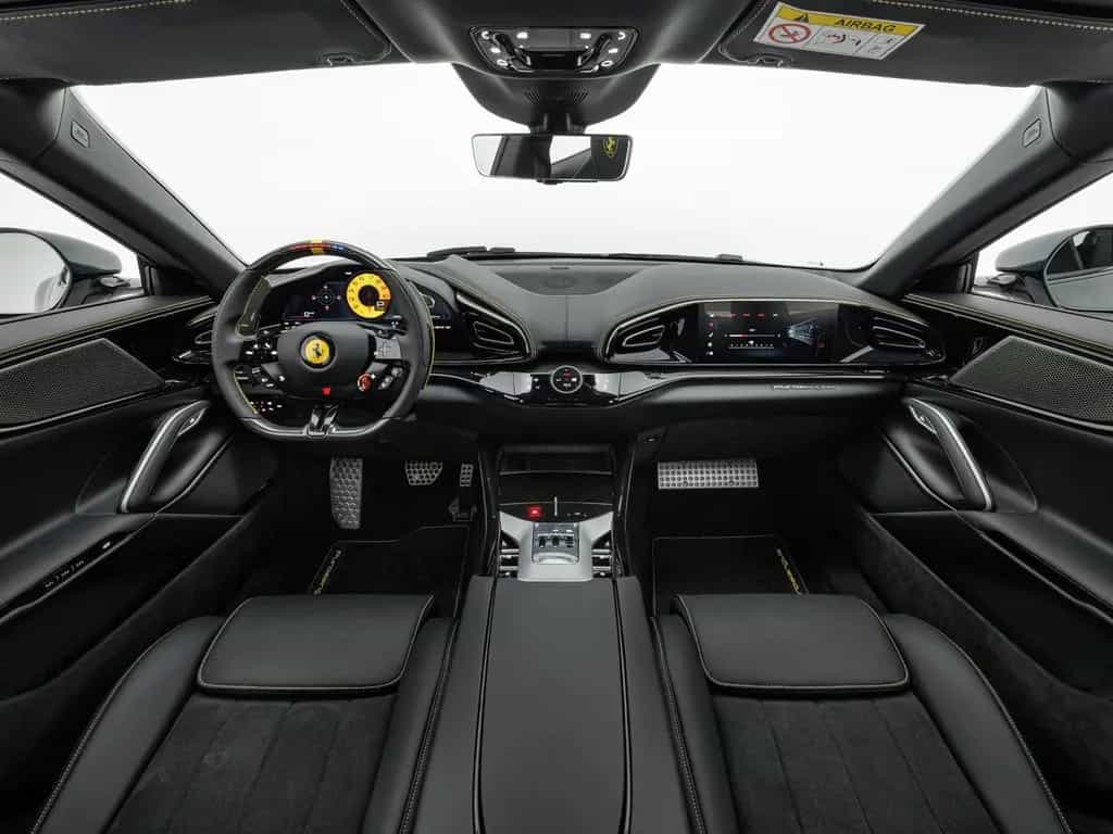 Ferrari Purosangue 08/2025-photo-3