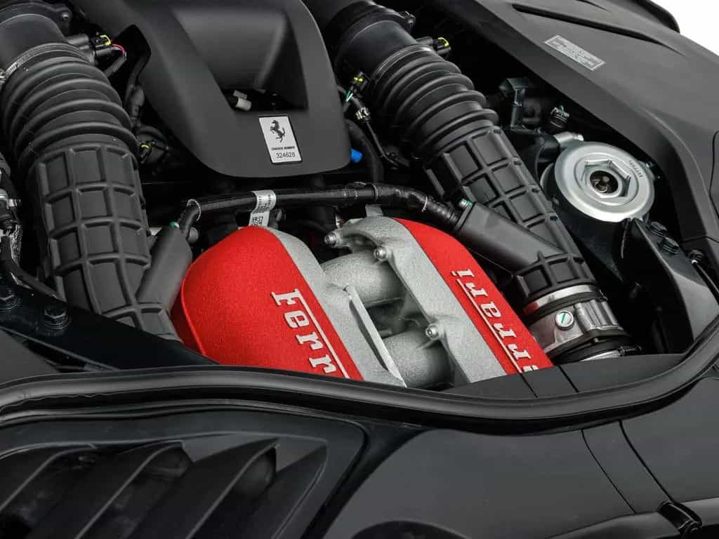 Ferrari Purosangue 08/2025-photo-30