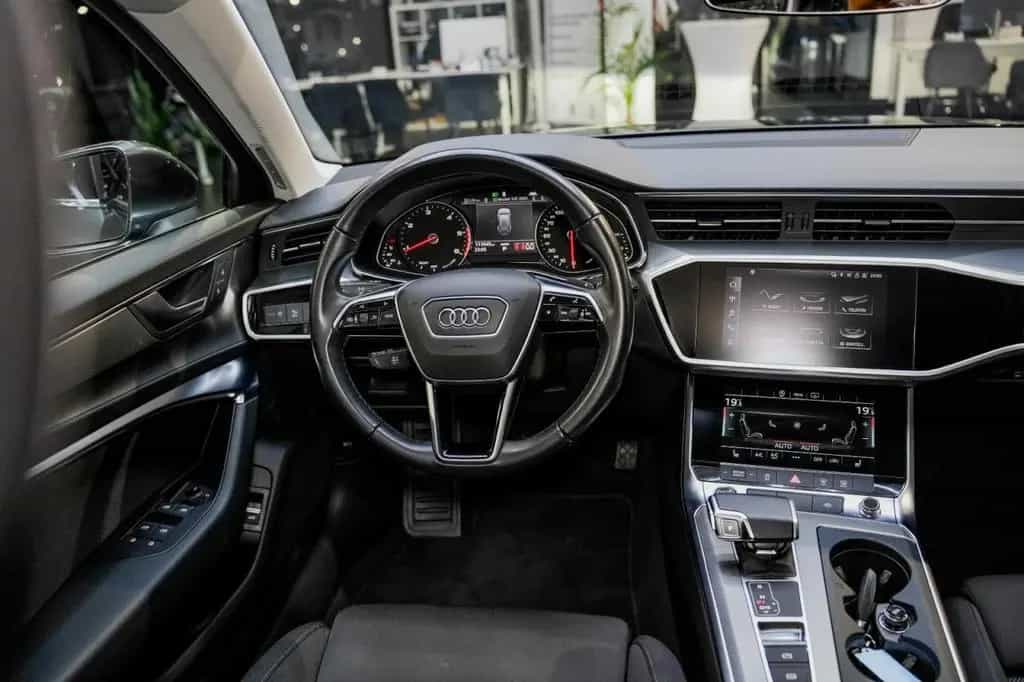 Audi A6 Avant 35 TDI S-tronic S-Line NAVI LED 1.HAND 06/2021-photo-17