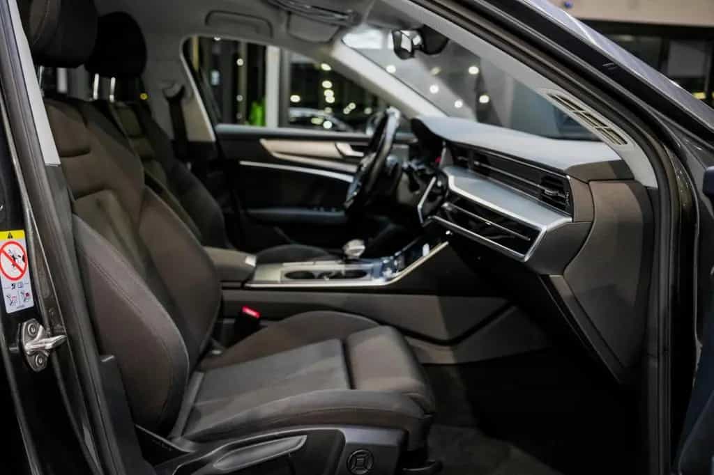 Audi A6 Avant 35 TDI S-tronic S-Line NAVI LED 1.HAND 06/2021-photo-19