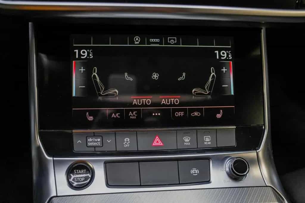 Audi A6 Avant 35 TDI S-tronic S-Line NAVI LED 1.HAND 06/2021-photo-21