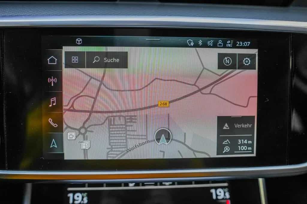 Audi A6 Avant 35 TDI S-tronic S-Line NAVI LED 1.HAND 06/2021-photo-22