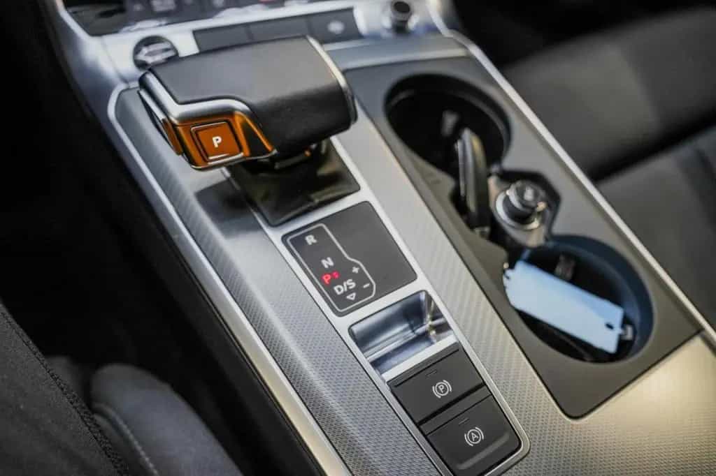 Audi A6 Avant 35 TDI S-tronic S-Line NAVI LED 1.HAND 06/2021-photo-23