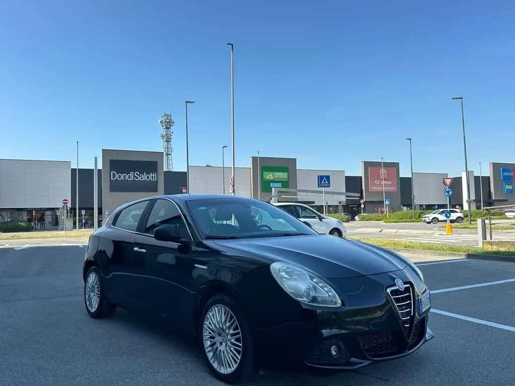 Alfa Romeo Giulietta 1.6 JTDm-2 105 CV Exclusive 06/2013-photo-3