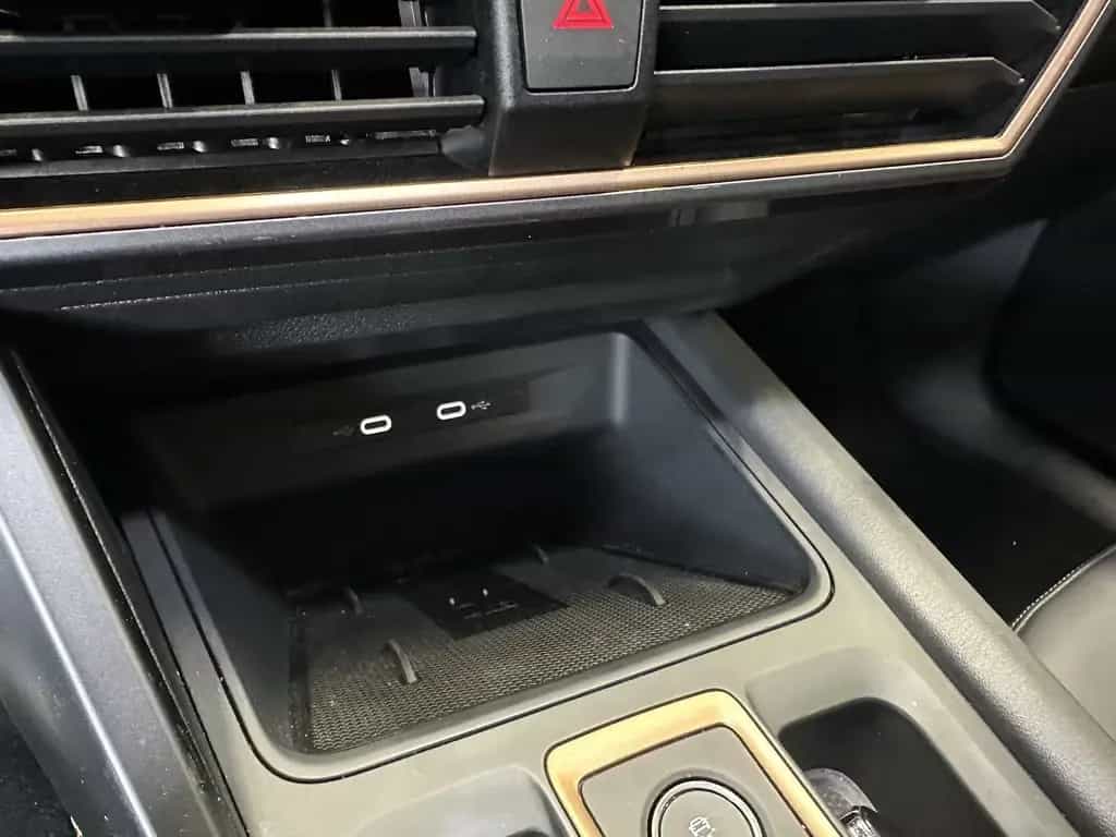 Cupra Formentor VZ 4Drive Leder Sennheiser AHK Skyline 04/2025-photo-15
