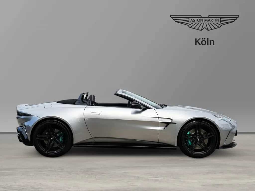 Aston Martin V8 Vantage Vantage Roadster Aluminite Silver / Onyx Black null-photo-11