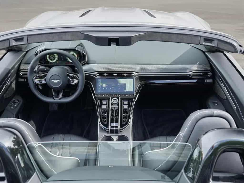 Aston Martin V8 Vantage Vantage Roadster Aluminite Silver / Onyx Black null-photo-24