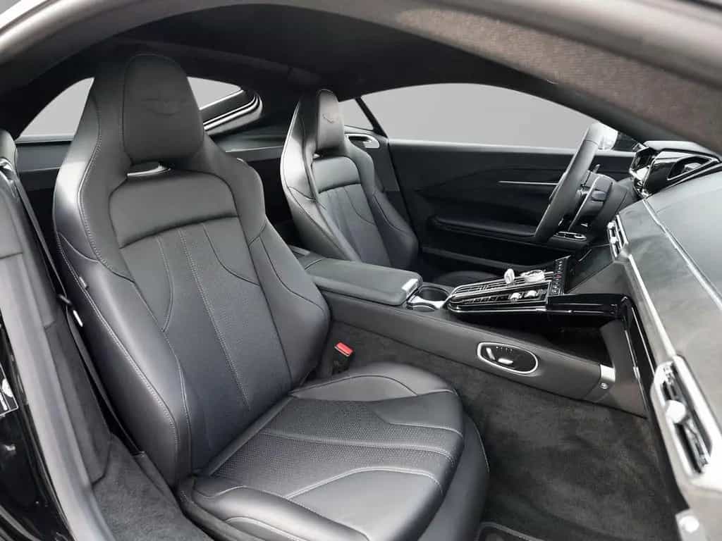 Aston Martin V8 Vantage Vantage Jet Black / Onyx Black V8 null-photo-26