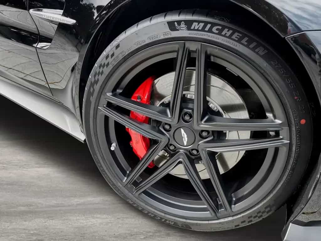 Aston Martin V8 Vantage Vantage Jet Black / Onyx Black V8 null-photo-9