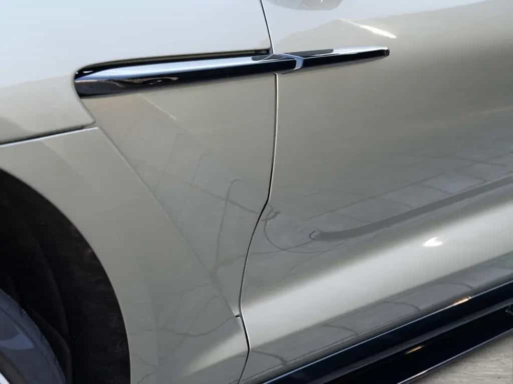 Aston Martin DBX 707 Titanium Grey / Onyx Black 02/2026-photo-13