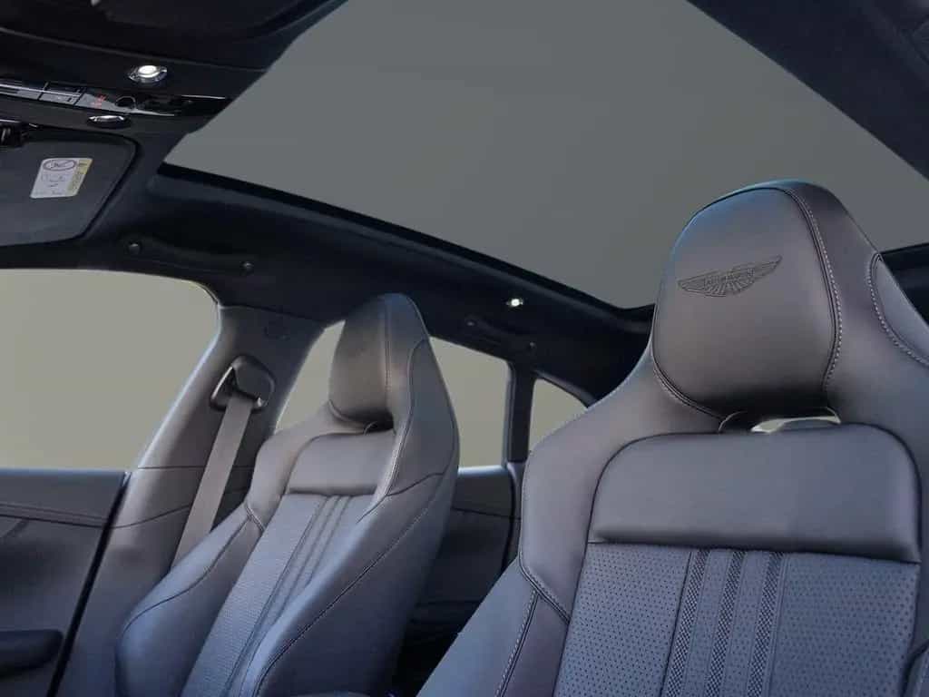 Aston Martin DBX 707 Titanium Grey / Onyx Black 02/2026-photo-20