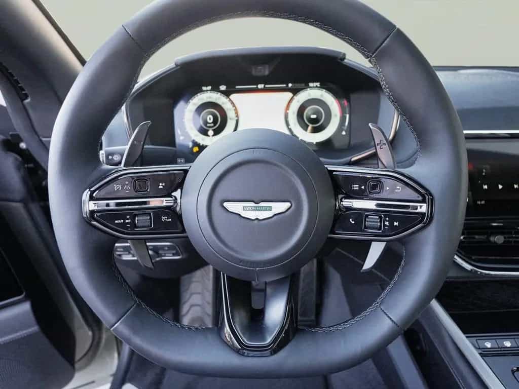 Aston Martin DBX 707 Titanium Grey / Onyx Black 02/2026-photo-23