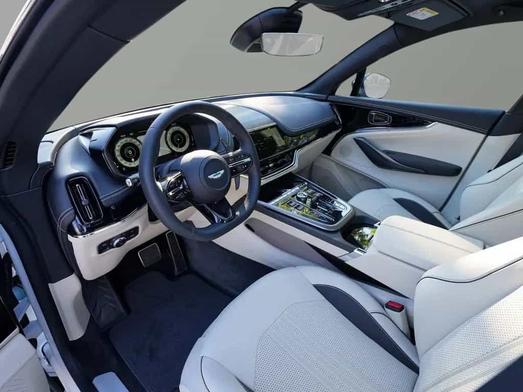 Aston Martin DBX 707 Lunar White / Onyx Black / Ivory null-photo-15