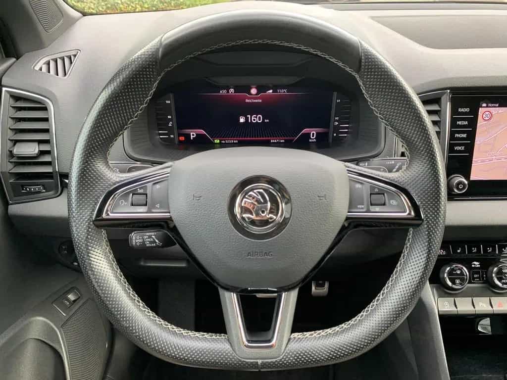Skoda Karoq 1.5TSI DSG Sportline AHK+CANTON+Virtual 06/2019-photo-18
