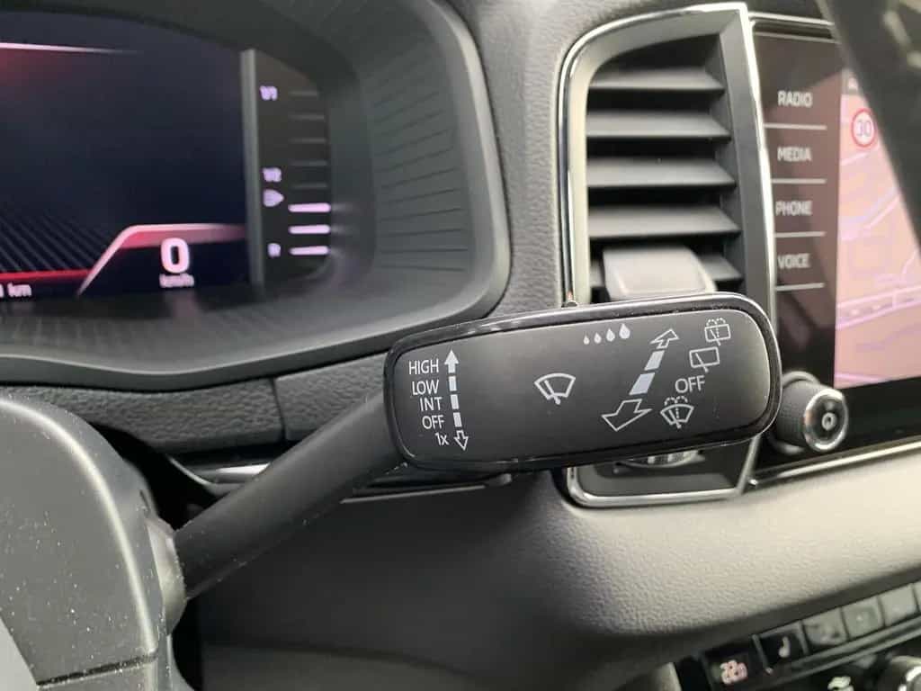 Skoda Karoq 1.5TSI DSG Sportline AHK+CANTON+Virtual 06/2019-photo-22